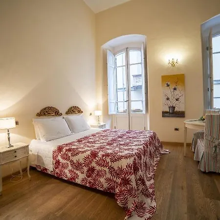 La Ghirlanda Bed & Breakfast 2*