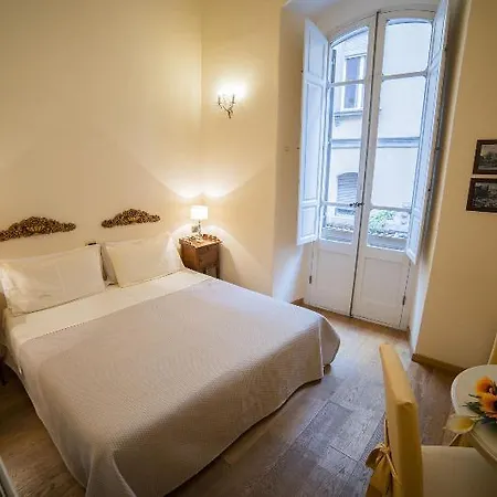Bed & Breakfast La Ghirlanda 2*